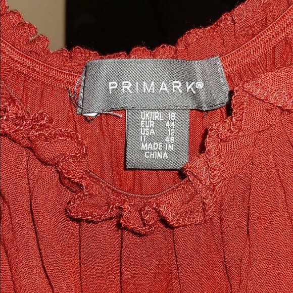 ***NWOT***Off the shoulder top - Picture 4 of 4